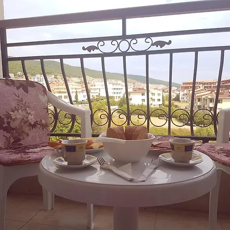 Sun House Saint Vlas Daire